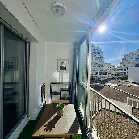 Apartment Climatise Avec Terrasse Port & Centre A Pied Acces Autonome La Grande-Motte