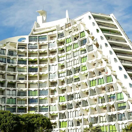 Apartment Climatise Avec Terrasse Port & Centre A Pied Acces Autonome